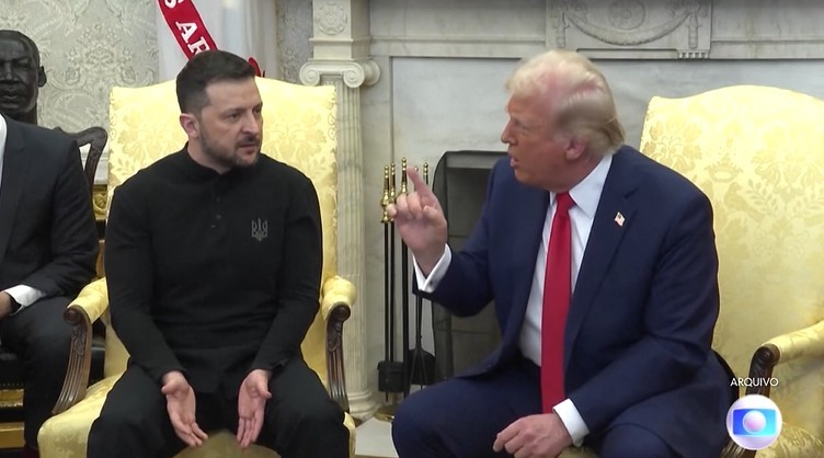 Após conversa com Putin, Trump marca encontro com Zelensky na Casa Branca