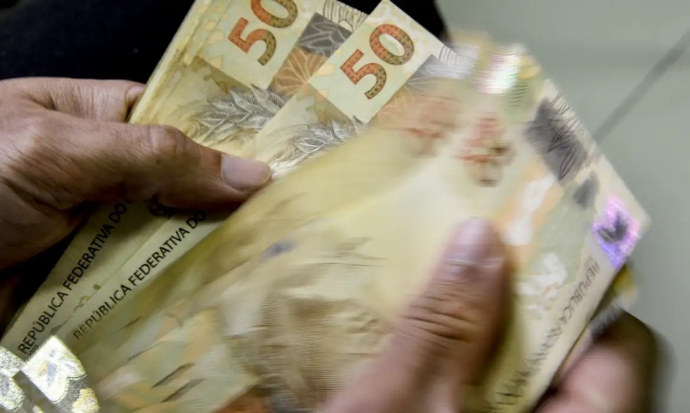 Juro subiu, crédito bancário ficou estável e inadimplência avançou em janeiro deste ano — Foto: Marcello Casal Jr/Agência Brasil