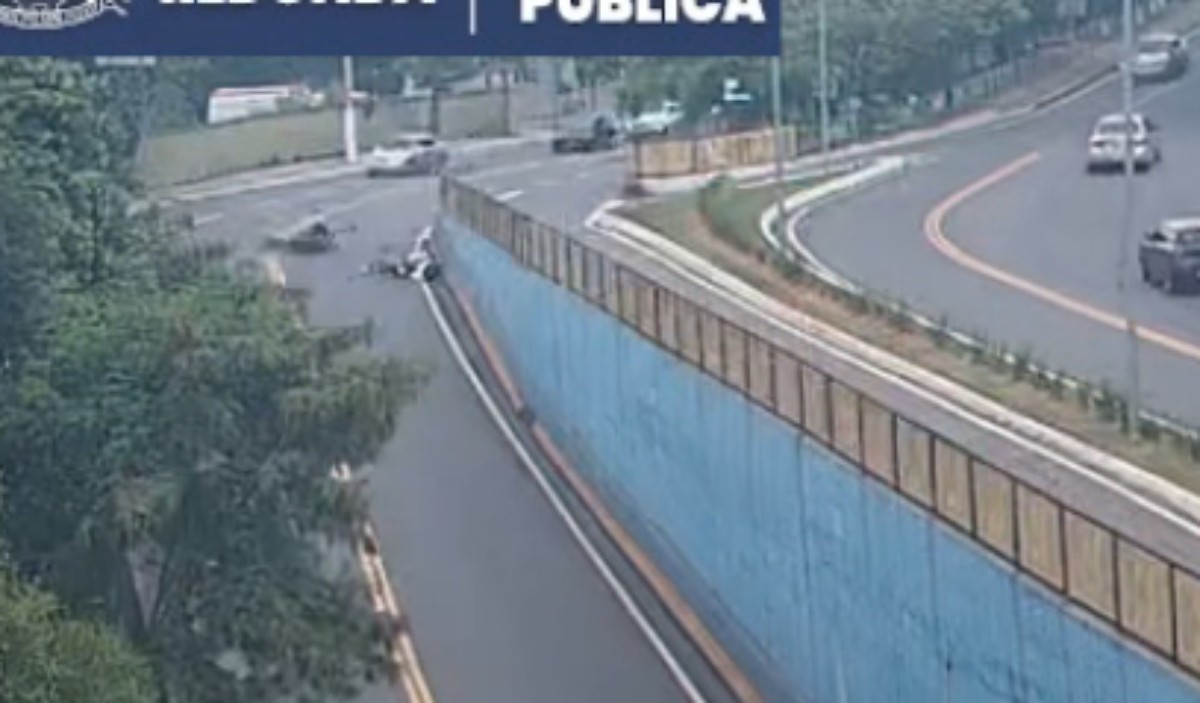 Acidente entre duas motos deixa dois homens feridos em Volta Redonda