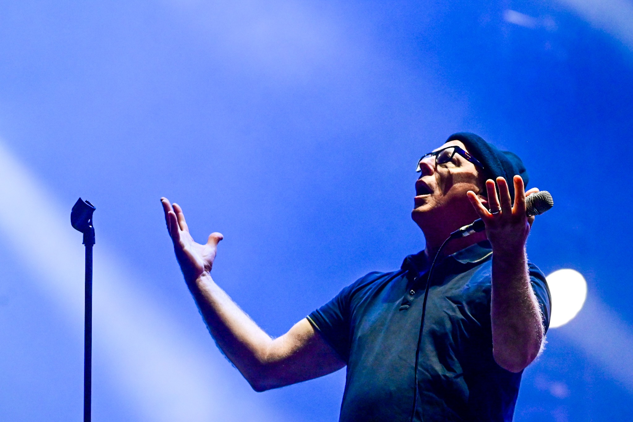 Bad Religion transforma The Town em aula de punk e substitui Sex Pistols com vigor