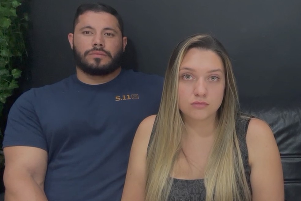 Casal que estava em veículo atingido por tiros diz que motorista dirigia em alta velocidade — Foto: TV Globo/Reprodução