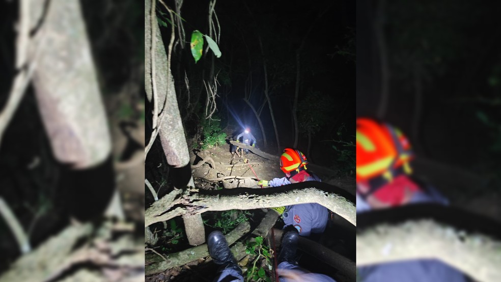 1 de 2
Adolescente é resgatado após se perder em cachoeira em Botucatu — Foto: Defesa Civil