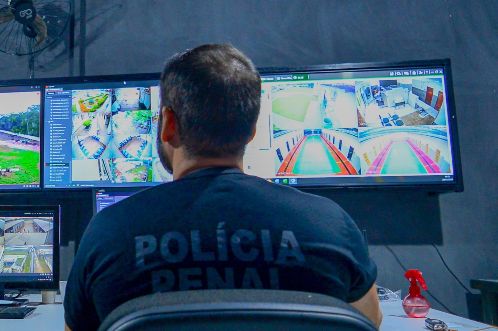 Drogas, celulares e até picanha com açaí são arremessados por drones em presídio no Amapá