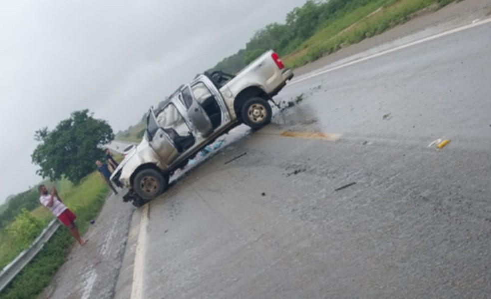 Acidente com policiais de Sergipe na BR-235 — Foto: Arquivo Pessoal