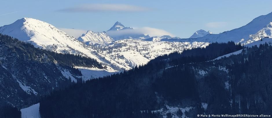 Alpinista é condenado à prisão na Áustria por deixar namorada morrer em montanha