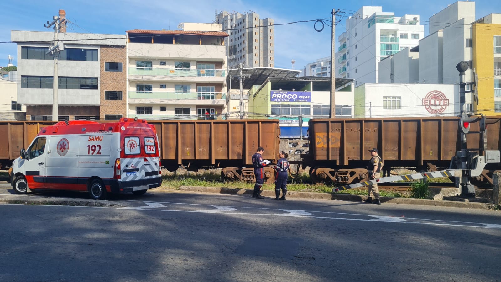 Homem morre após ser atingido por trem em Juiz de Fora