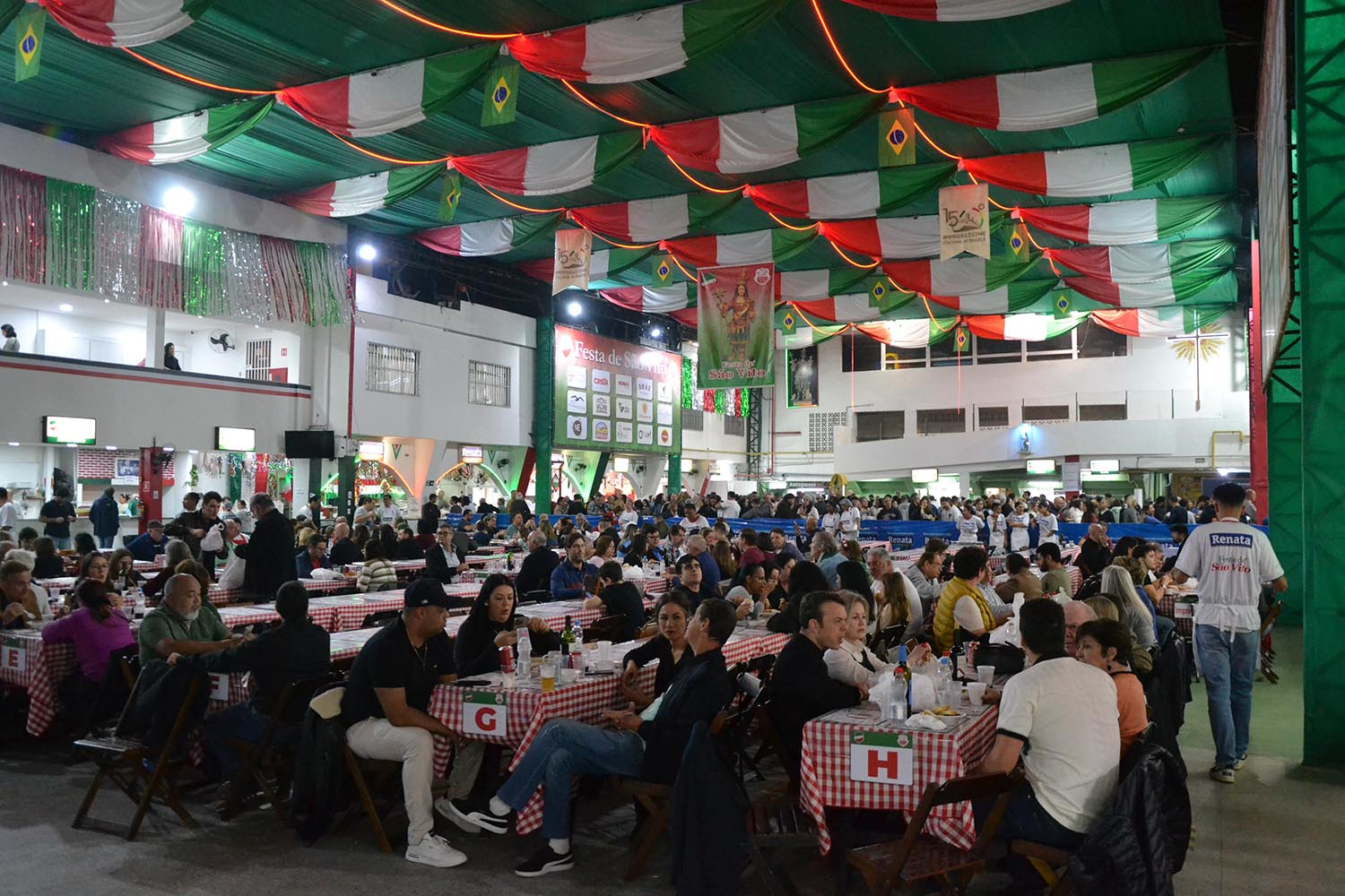 Festa de São Vito, Fundo de Quintal, troca de figurinha da Copa no Ibirapuera e Marilyn Monroe no MIS; veja o que fazer em SP