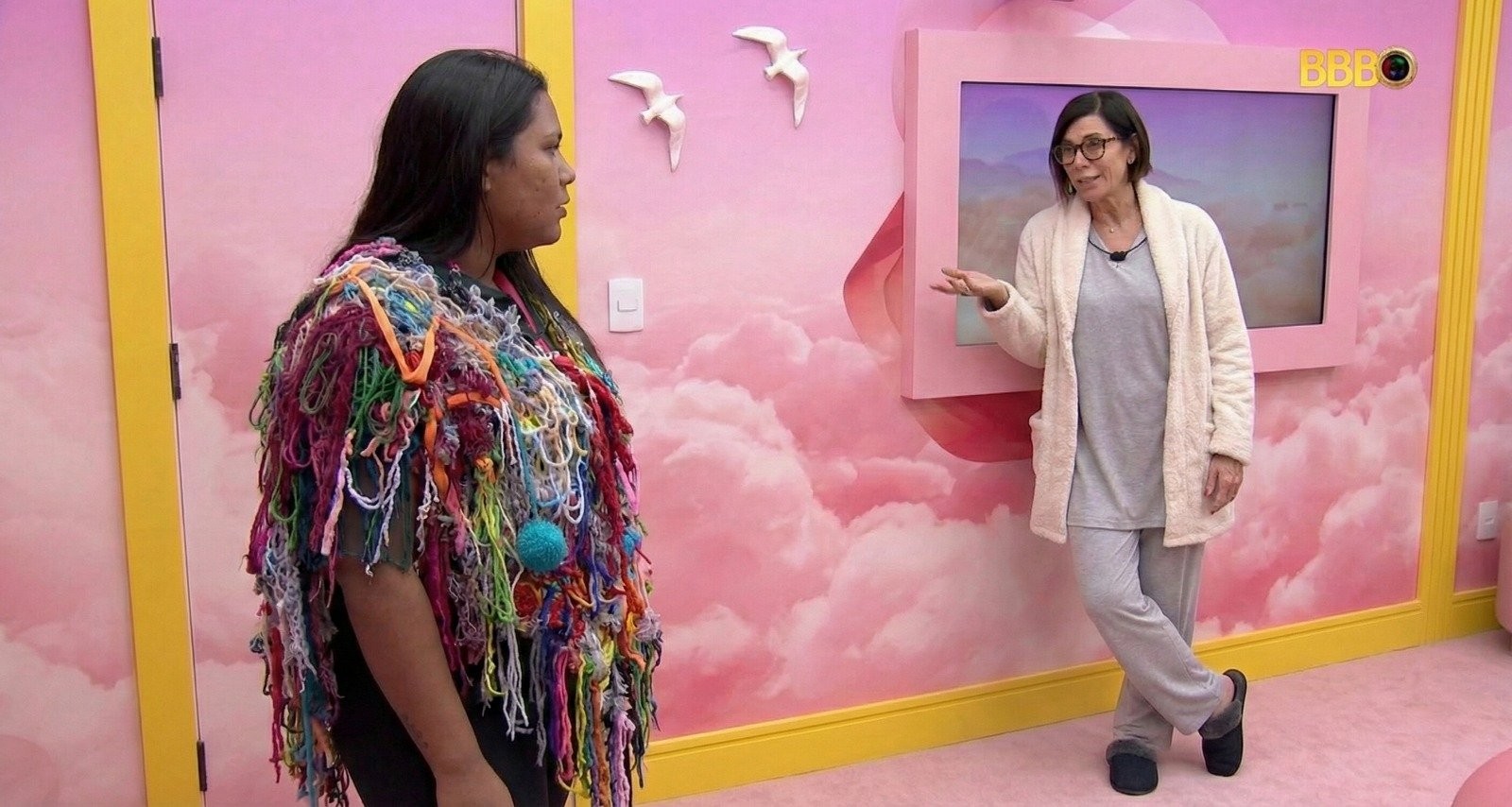 Christiane Torloni faz sucesso na internet como participante fictícia