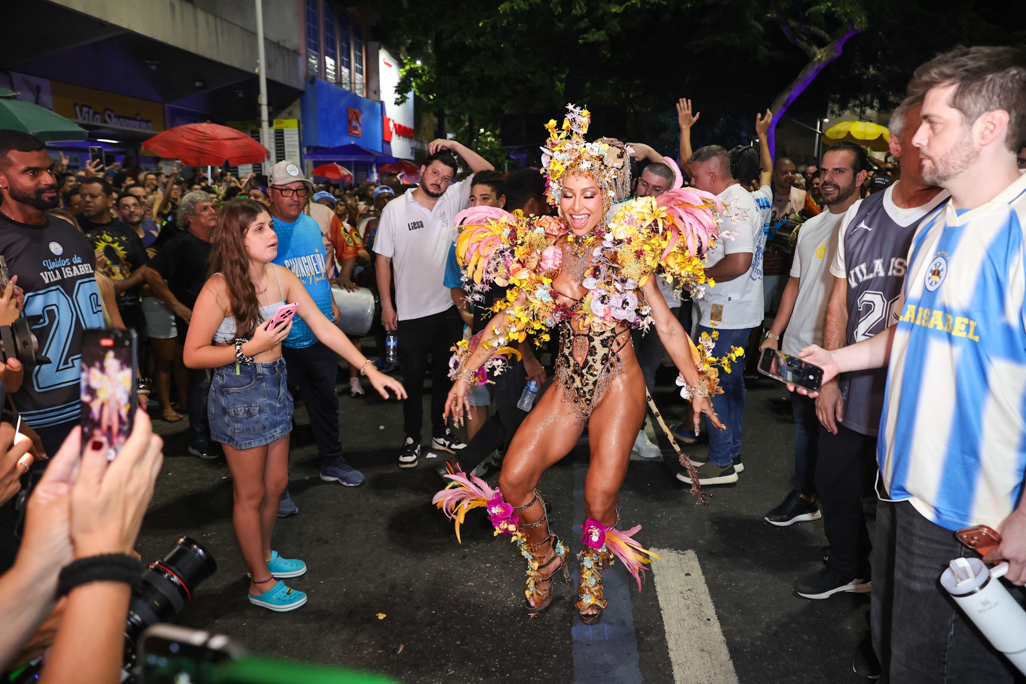 Ensaios técnicos: Vila, Salgueiro, Tuiuti e Portela passam pela Sapucaí neste sábado