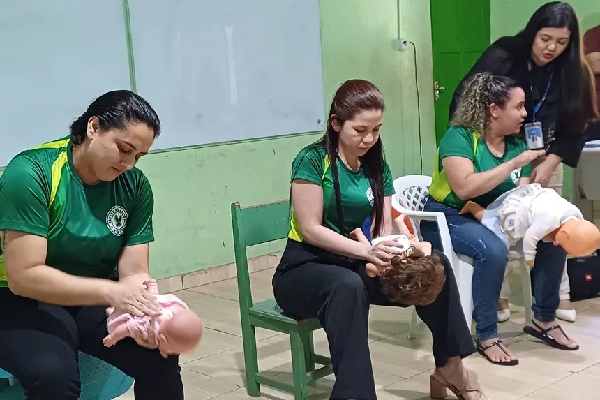 Hospital Regional leva curso de primeiros socorros na infância para escolas de Santarém