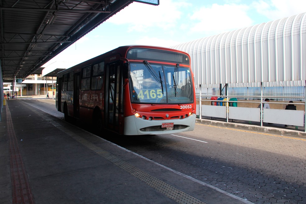 Como chegar até Gíria em Belo Horizonte de Ônibus ou Metrô?
