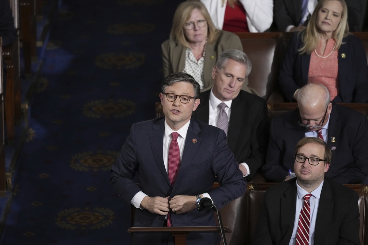 Republicano é eleito para presidir Câmara dos Deputados dos EUA; saiba quem é