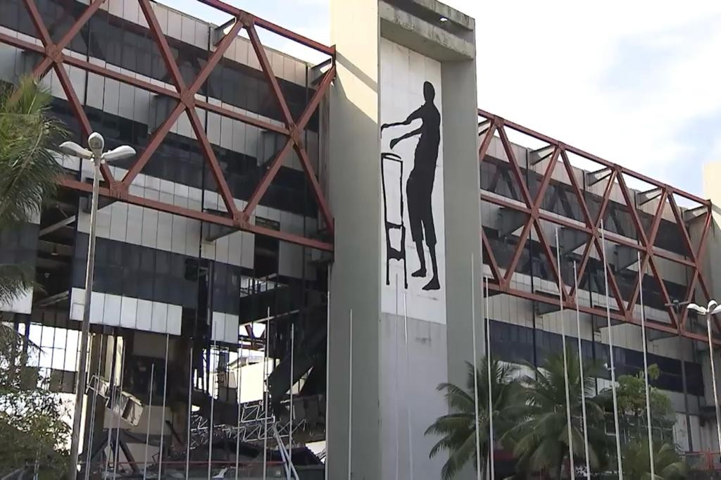 Fechado há mais de 10 anos, antigo Centro de Convenções de Salvador será leiloado