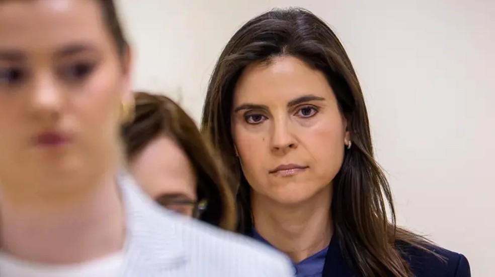 Sarah Kellen disse ao Congresso que Epstein era especialista em "dizimar" o senso de autonomia de suas assistentes — Foto: Getty Images via BBC