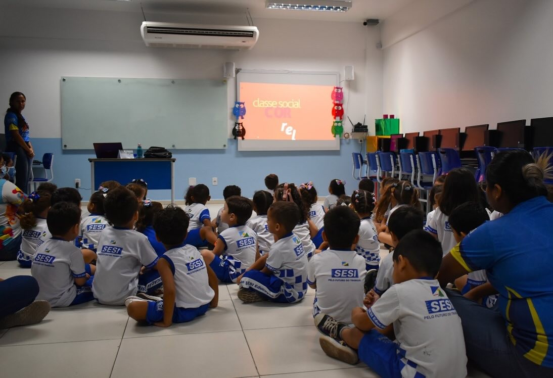 IEL abre 30 vagas de estágio para estudantes de Pedagogia atuarem na escola do Sesi em Roraima