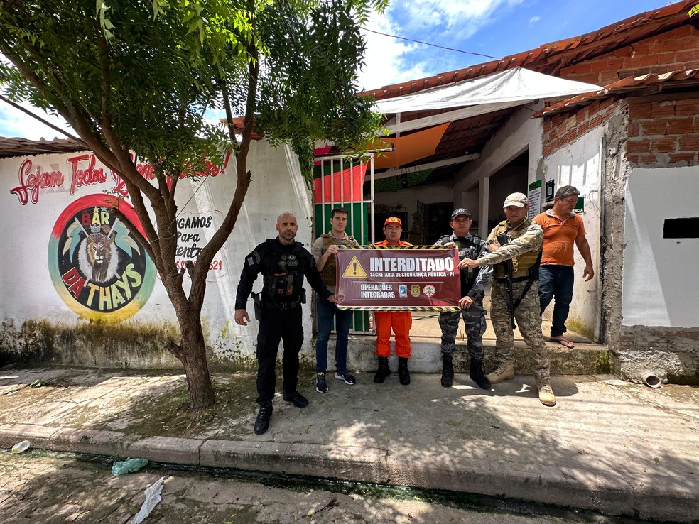 Pela 2ª vez, polícia interdita bar onde homem morreu, três ficaram feridos e mais de 70 pessoas foram presas no PI — Foto: Reprodução