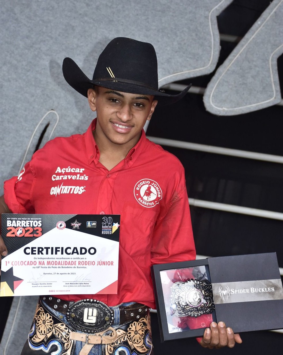 Campeão em Barretos, jovem peão planeja competir nos EUA - Portal Gerais