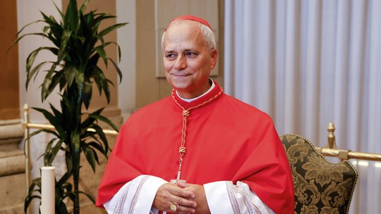 Leão XIV é matemático, tenista e 'tuiteiro': os hábtitos de Robert Prevost, o novo papa - Papa americano tem 69 anos, nasceu em Chicago e é visto como um reformista, alinhado à linha de abertura implementada por Francisco