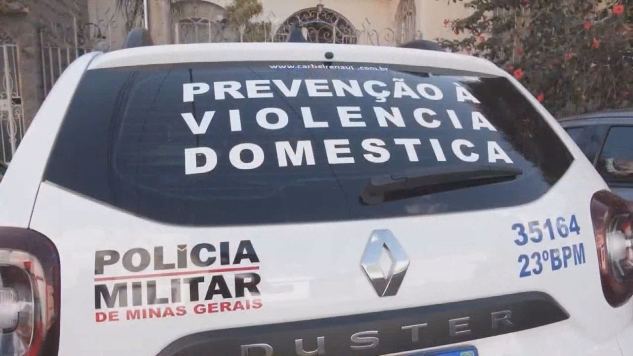 Grávida de seis meses é esfaqueada na cabeça pelo ex-namorado em Divinópolis