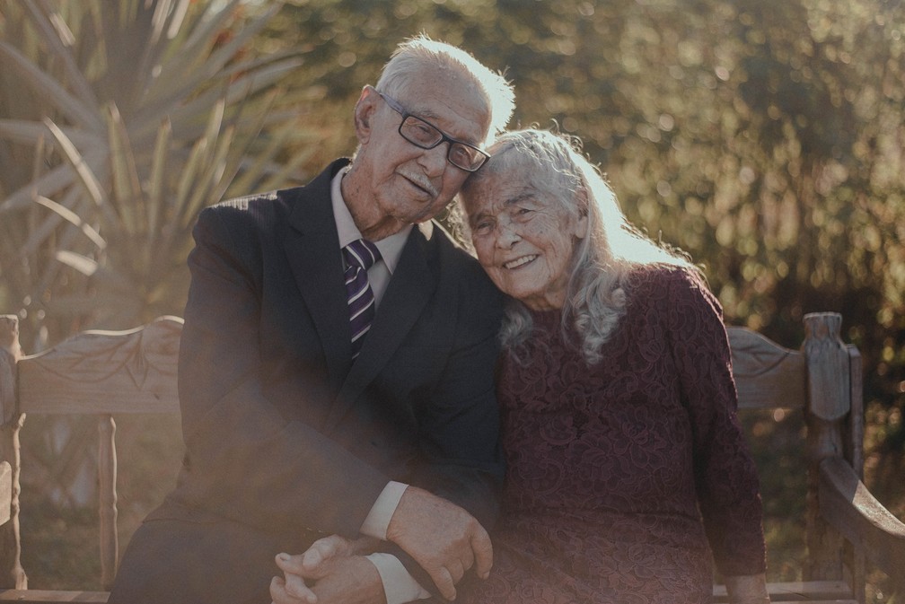 Juntos há 73 anos, casal ganha sessão de fotos para comemorar o dia dos namorados em MG — Foto: Bruna Matos