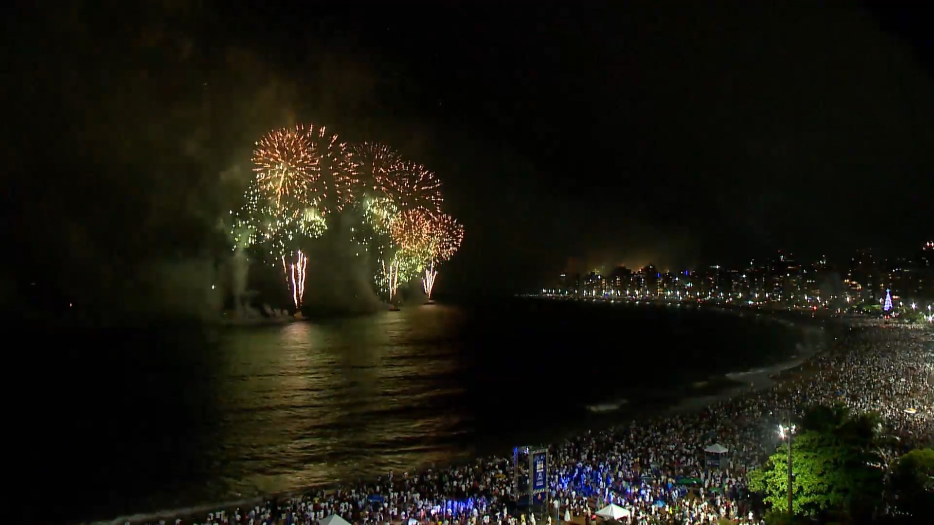 Vai chover no Réveillon? Saiba como vai ficar o tempo na hora da virada no ES e a previsão para o fim de semana