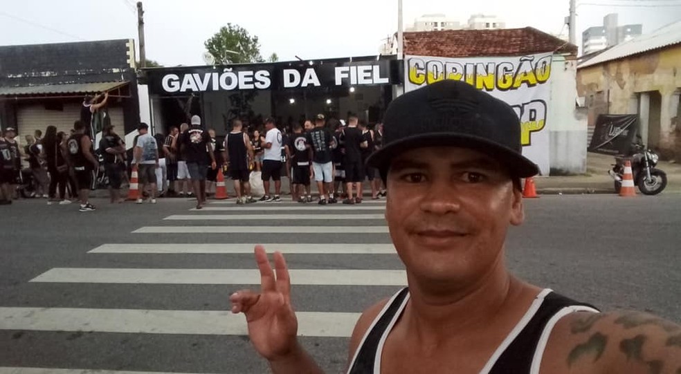Vanderlei Rosielton Henrique Simão, de 41 anos, é um dos sete torcedores do Corinthians que morreram em um trágico acidente de ônibus. — Foto: Arquivo pessoal