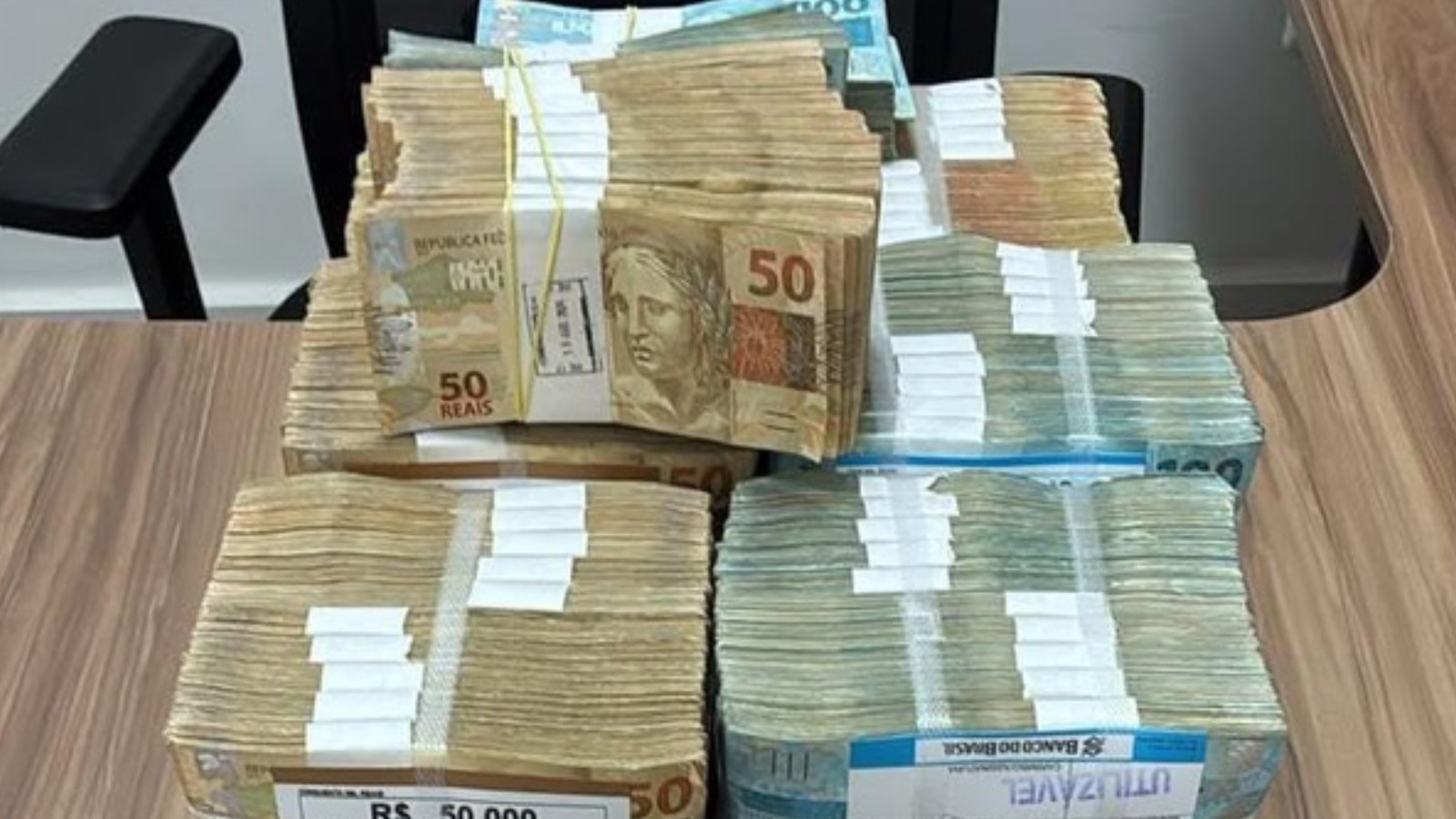 Três homens são presos com R$ 750 mil perto de agência bancária em Picos, no Sul do PI