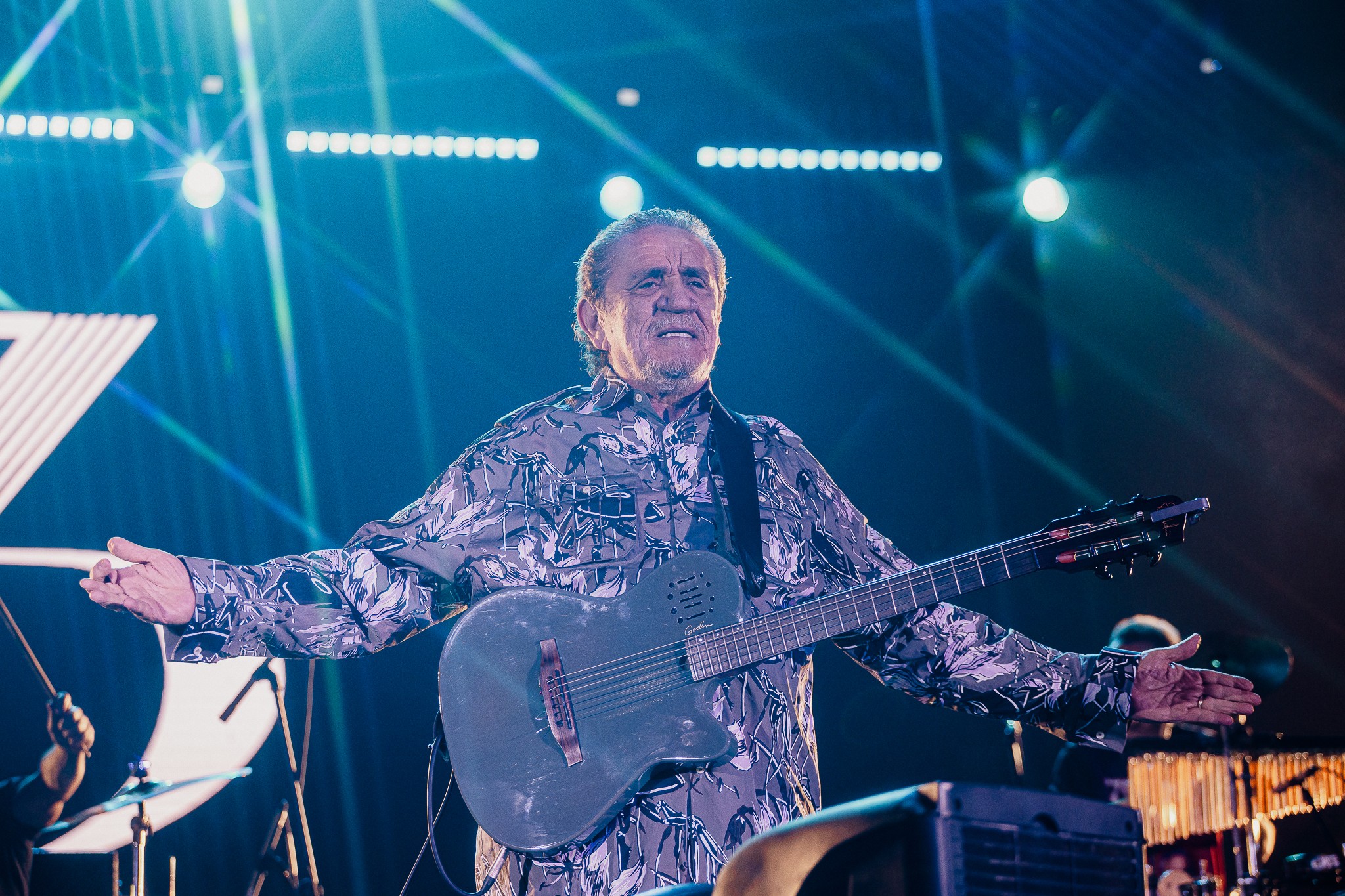 Zé Ramalho leva público para ‘viagem musical’ durante apresentação na Festa Junina de Votorantim