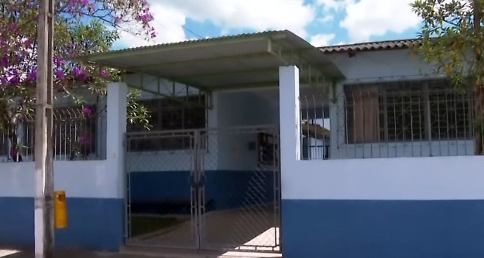 Escola Municipal Mariana Silva Guimarães, no bairro Vila Perrone, em Itamonte (MG) — Foto: Reprodução EPTV