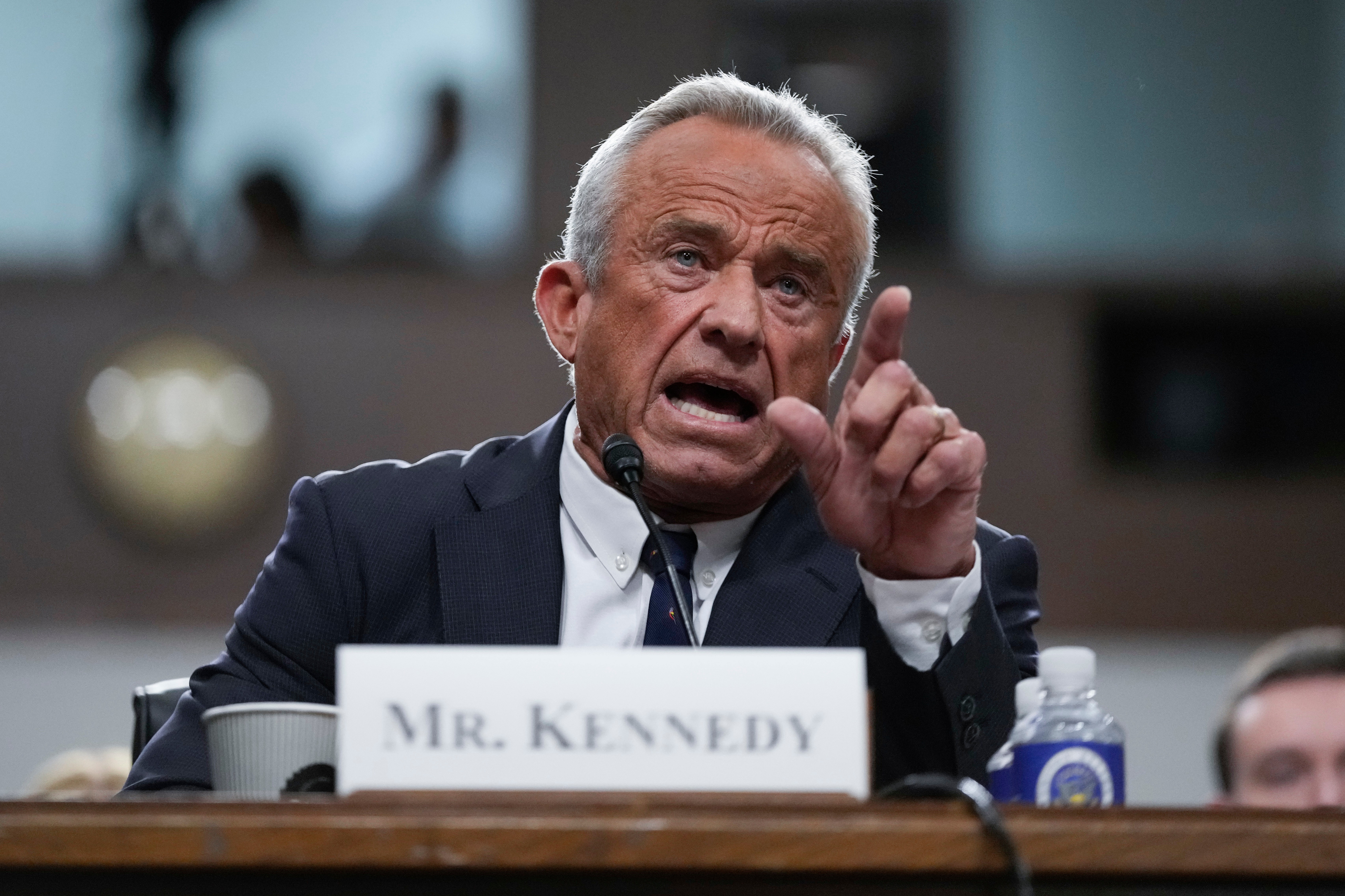 Robert F. Kennedy Jr. mentiu ao Congresso americano sobre viagem para contestar vacinas, diz agência