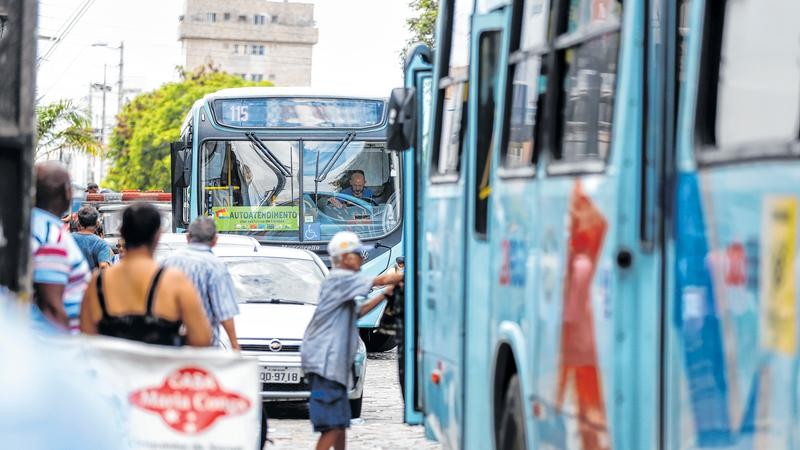 Aniversário de Fortaleza: ônibus vão rodar com tarifa social neste sábado