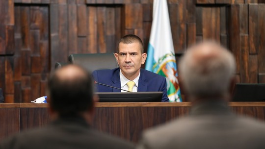 Ruas vai comandar votação do orçamento que executará como governador