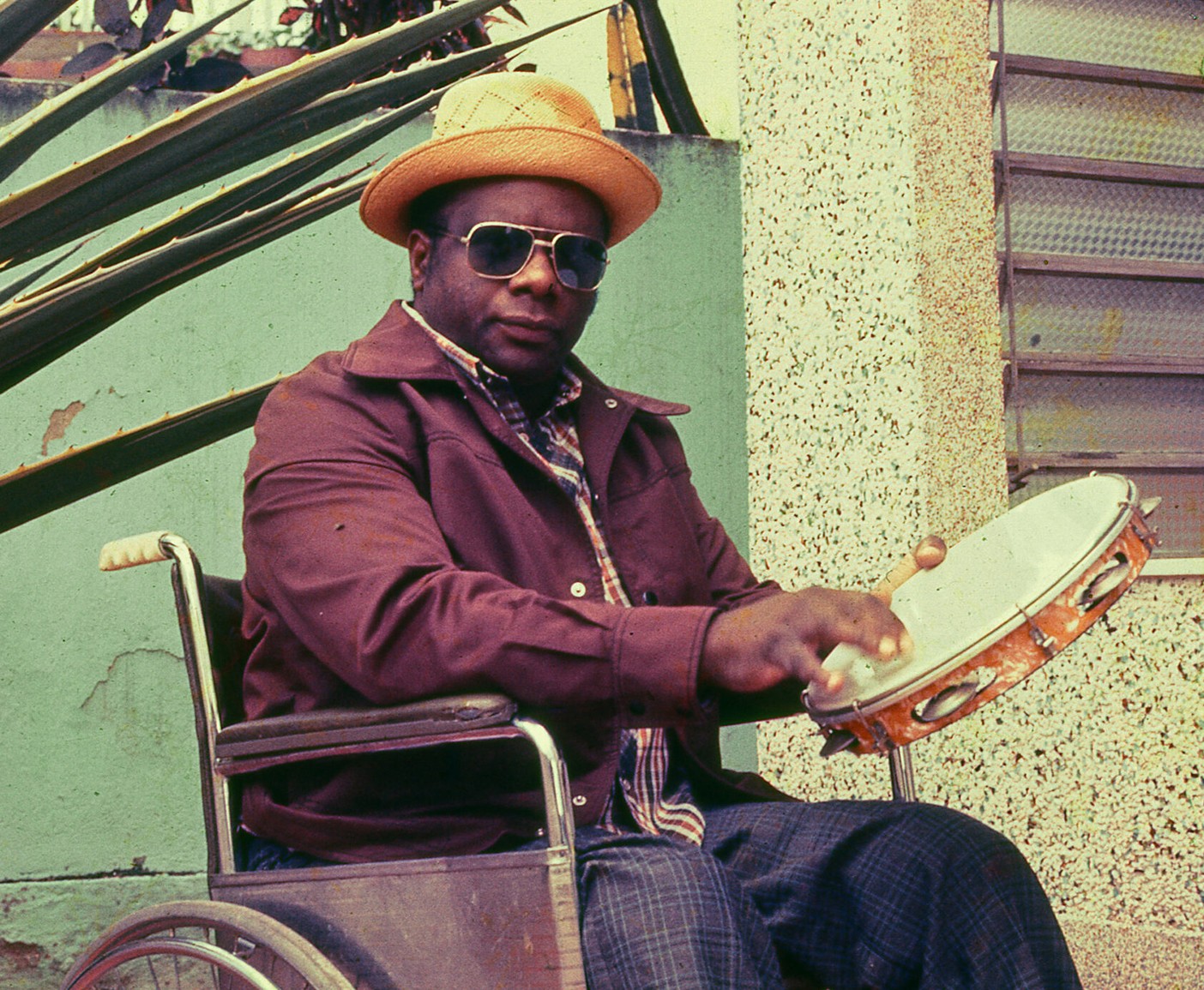 Candeia, politizado sambista que faria 90 anos, se tornou imortal pela força de obra que gera single, show e biografia