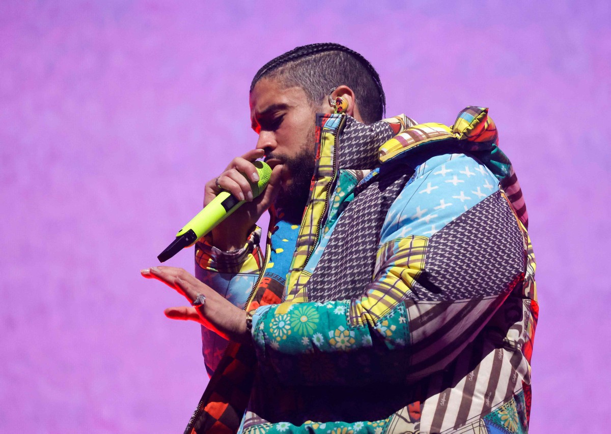 Bad Bunny brilha em dia histórico para a música latina no Coachella