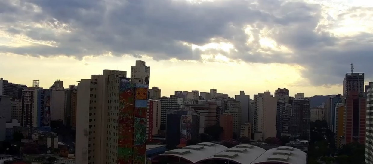 Defesa Civil emite aviso de possibilidade de chuva com ventos e raios em BH