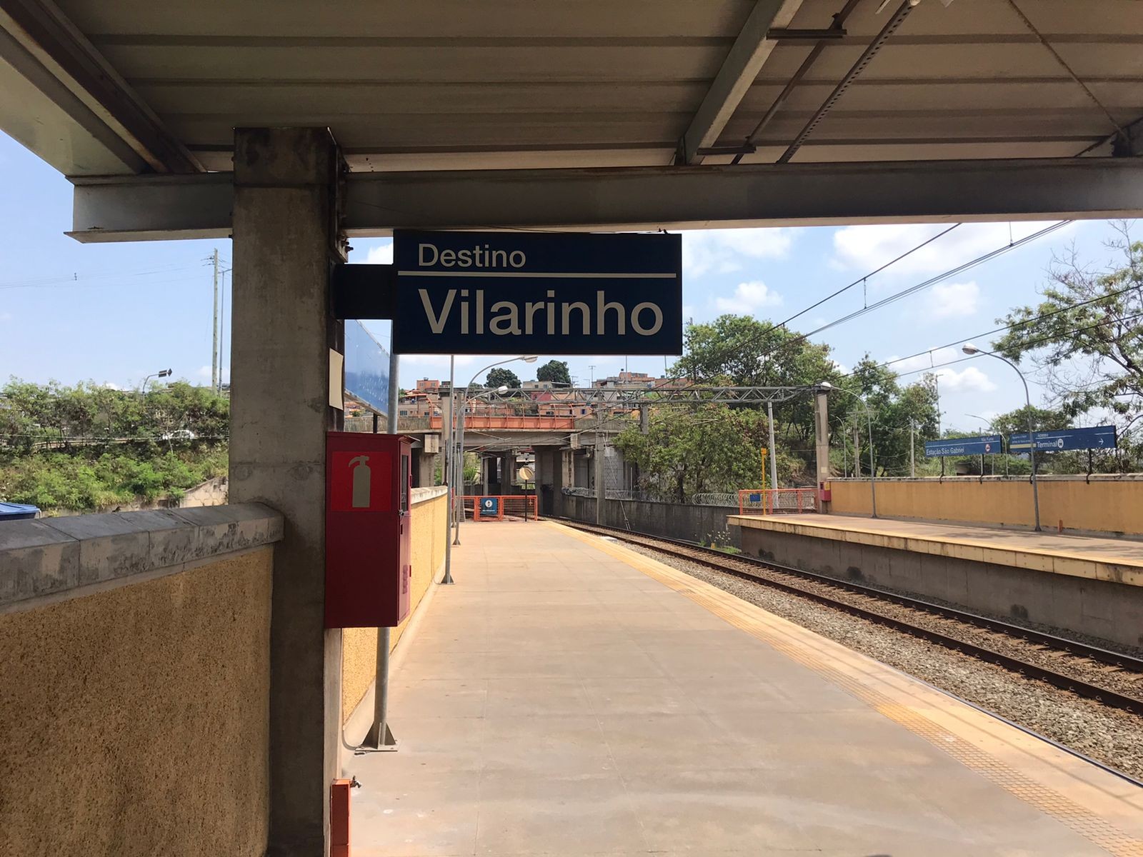 Intervalos maiores e baldeações: veja como ficam as viagens no metrô de BH nos próximos dias