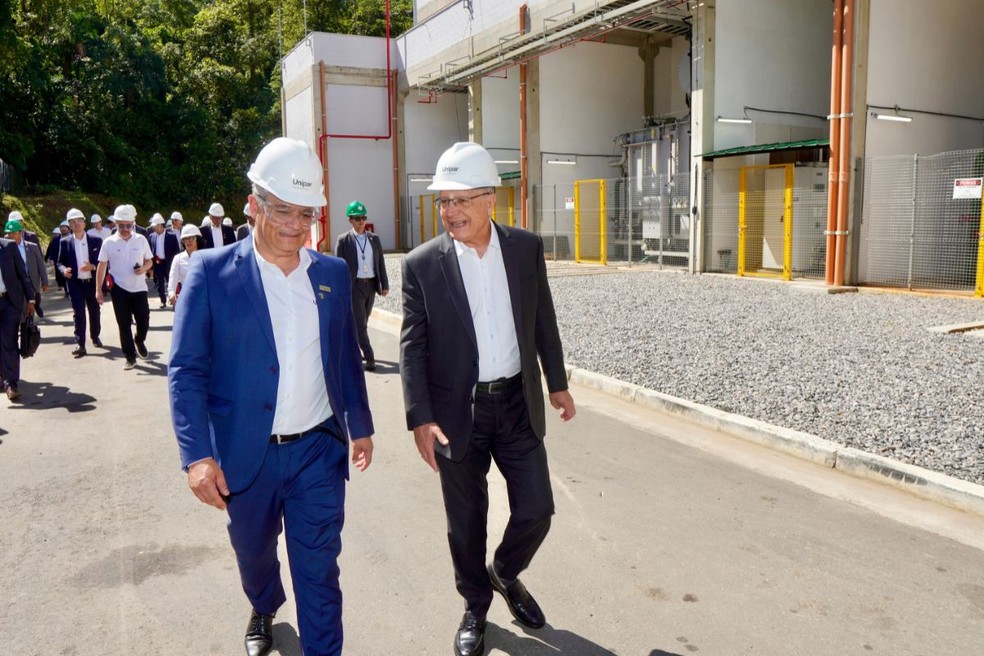 Geraldo Alckmin falou incentivo à indústria brasileira durante visita em Cubatão (SP) — Foto: Cadu Gomes/Vice-Presidência da República
