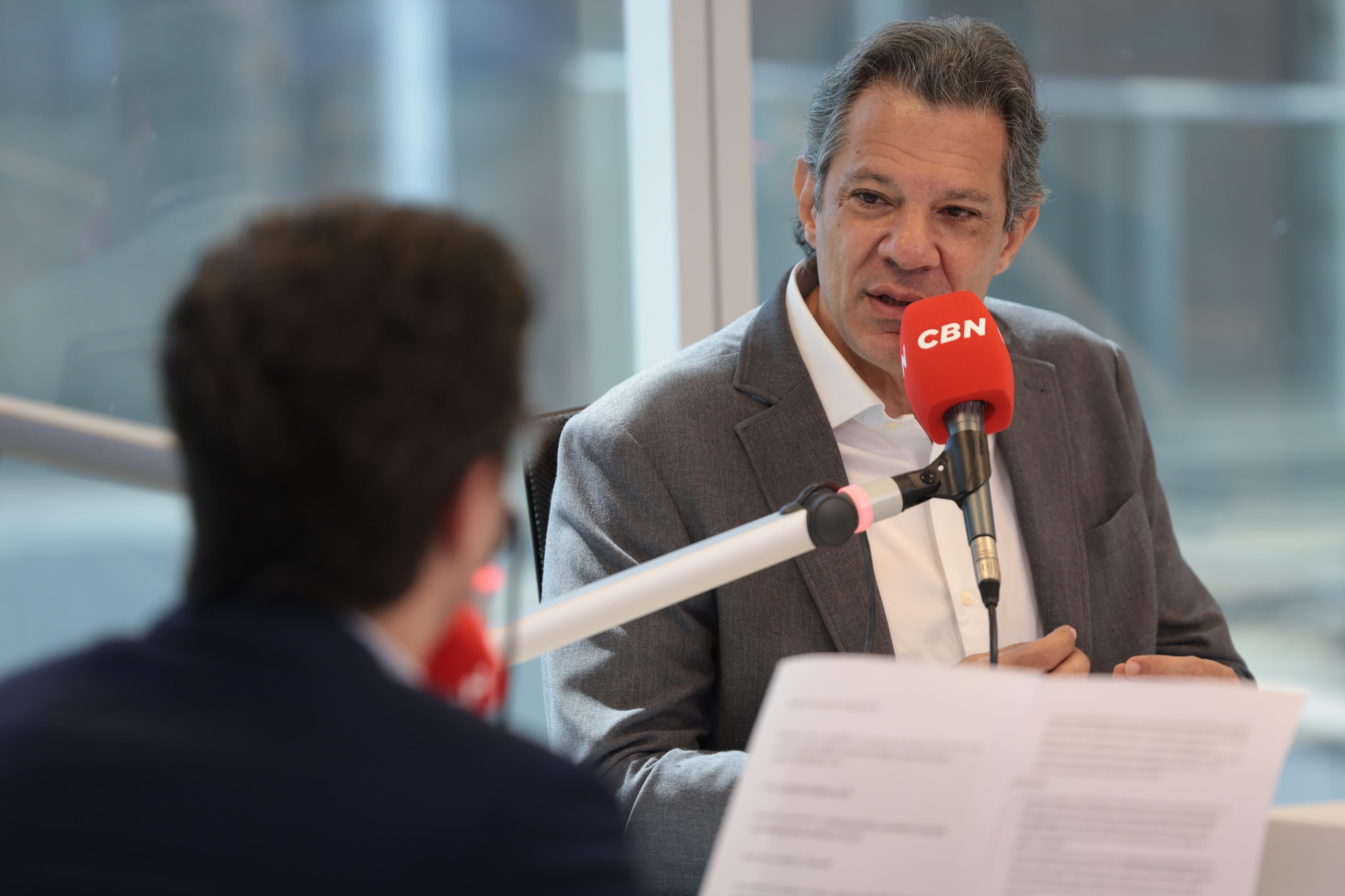 Em sabatina, Haddad defende 'privatização bem feita' e critica modelos de Tarcísio em SP