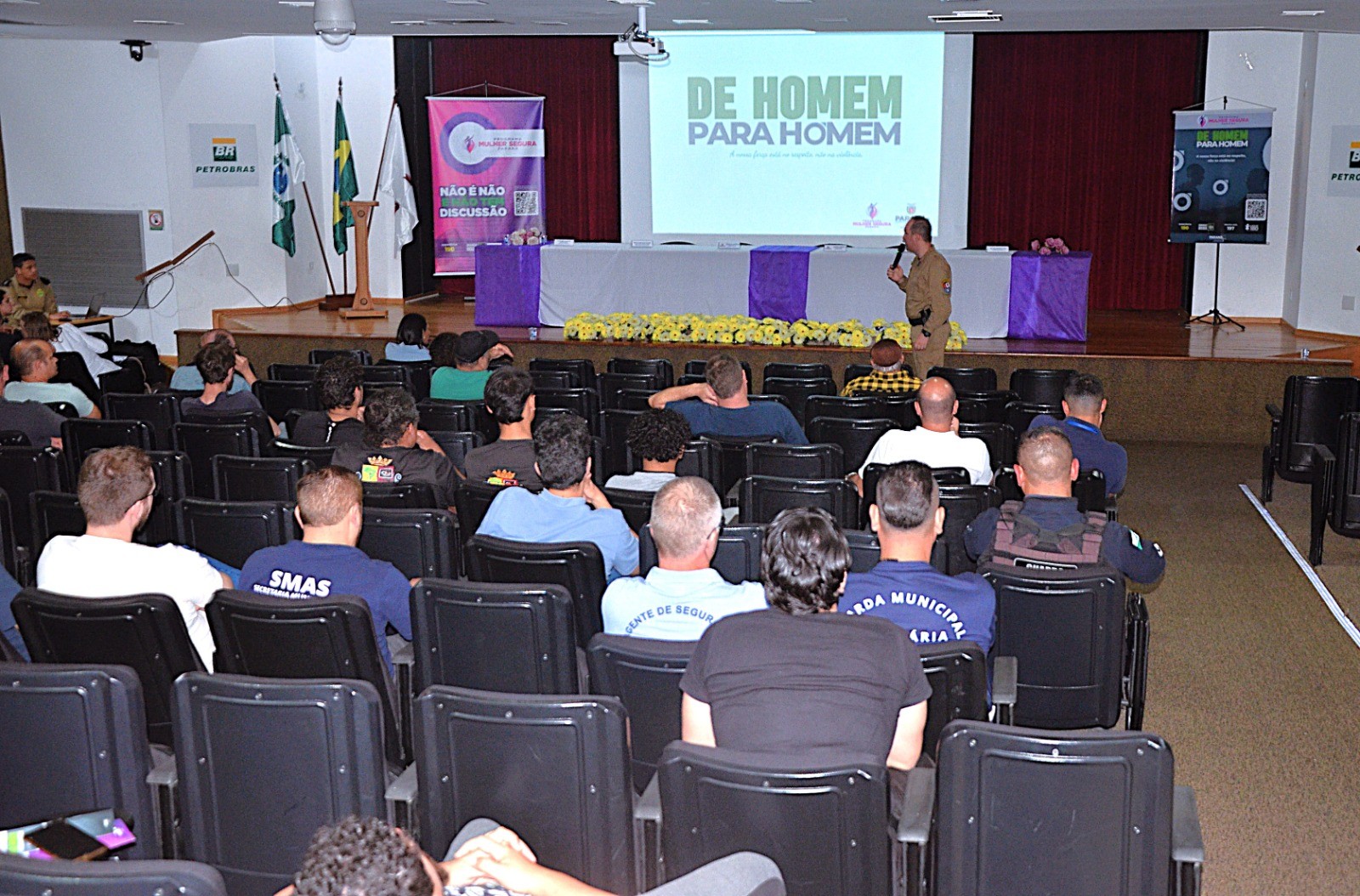 Araucária reúne homens para ajudar a reduzir violência doméstica