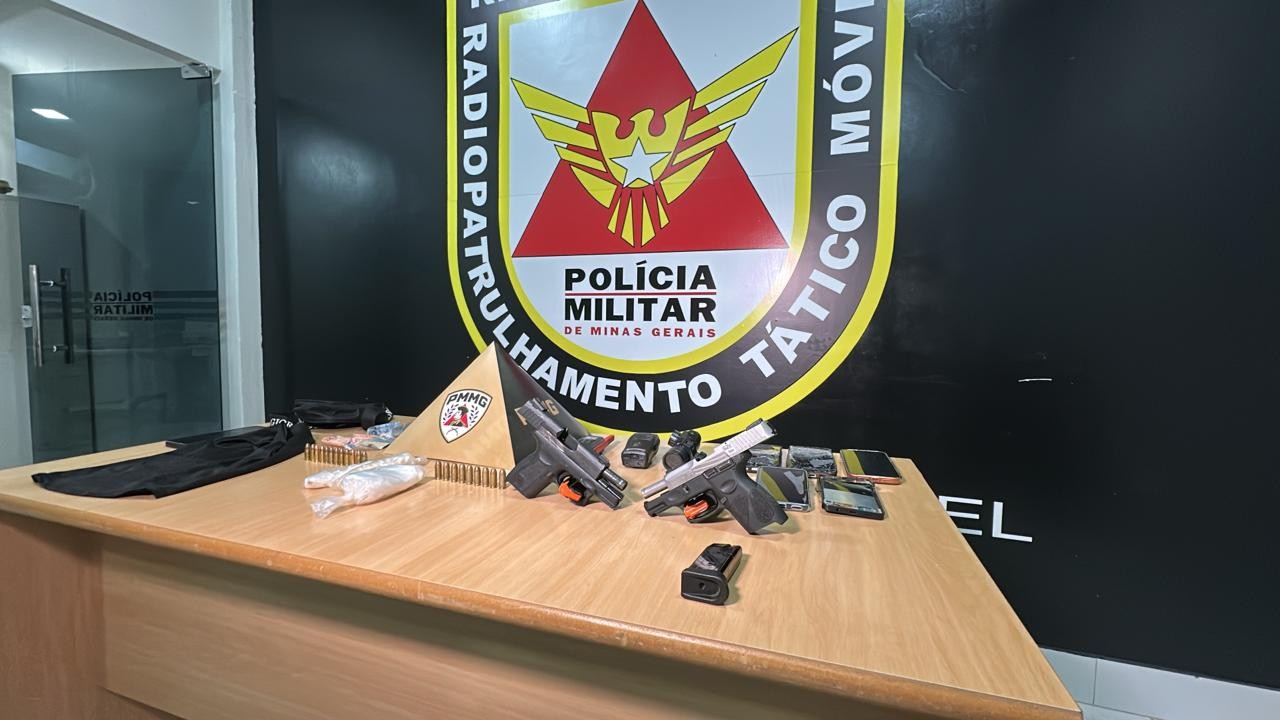 Suspeitos de homicídio em Montes Claros são encontrados escondidos em casa alugada, em Pirapora