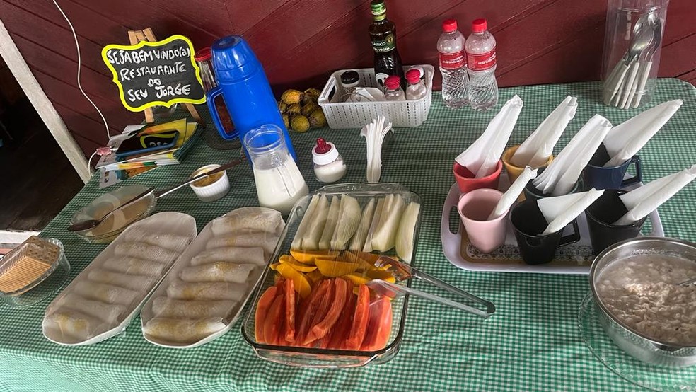 Café da manhã regional preparado pelo chefe de cozinha — Foto: Emily Costa/g1 RO