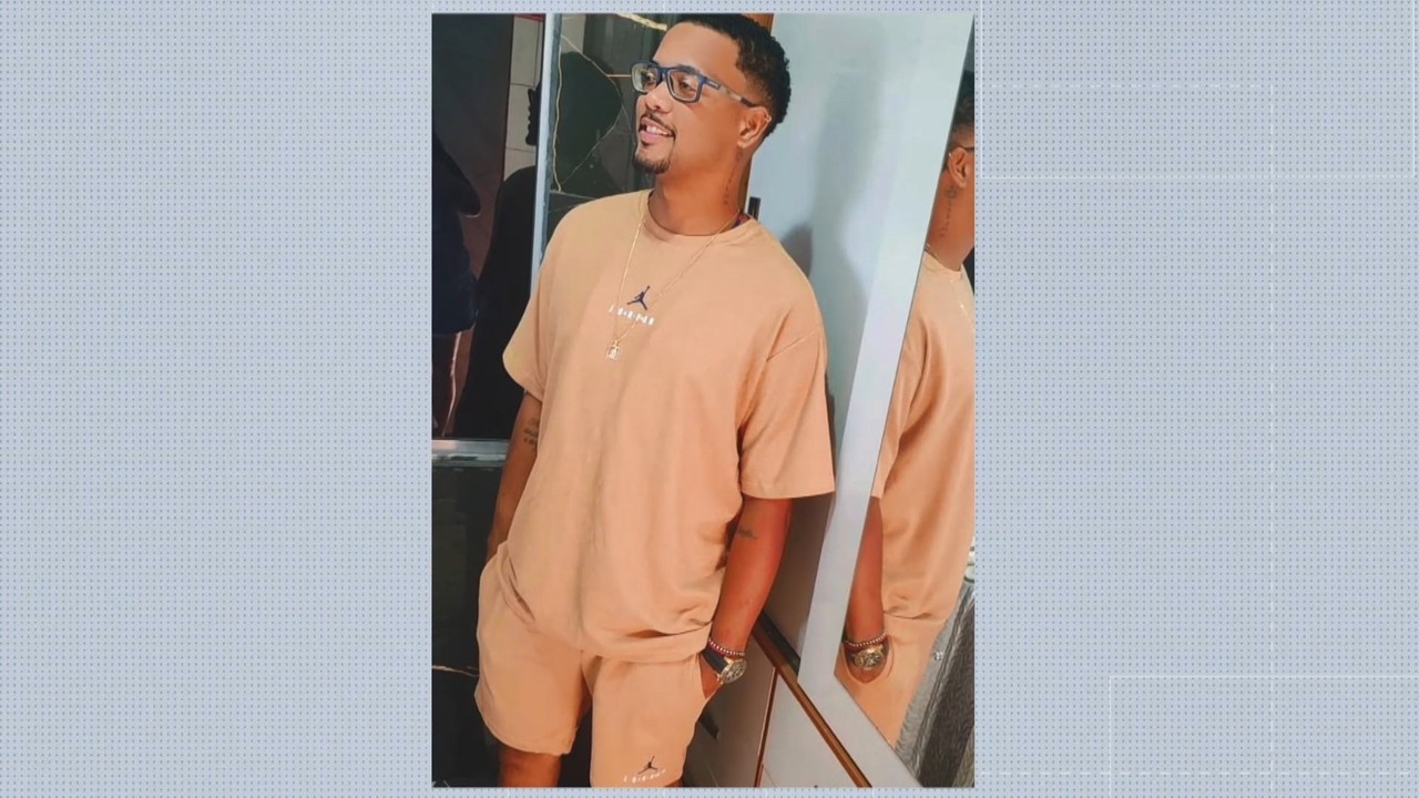 Jovem morre após bater moto em poste em Vila Velha; namorada fica gravemente ferida
