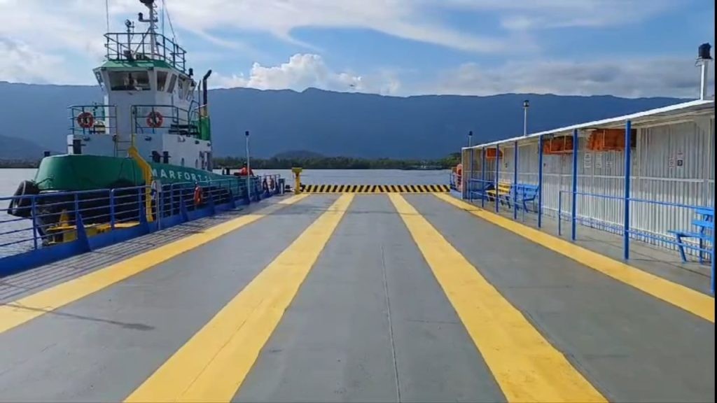 Travessia entre Bertioga e Guarujá ganha nova balsa | G1
