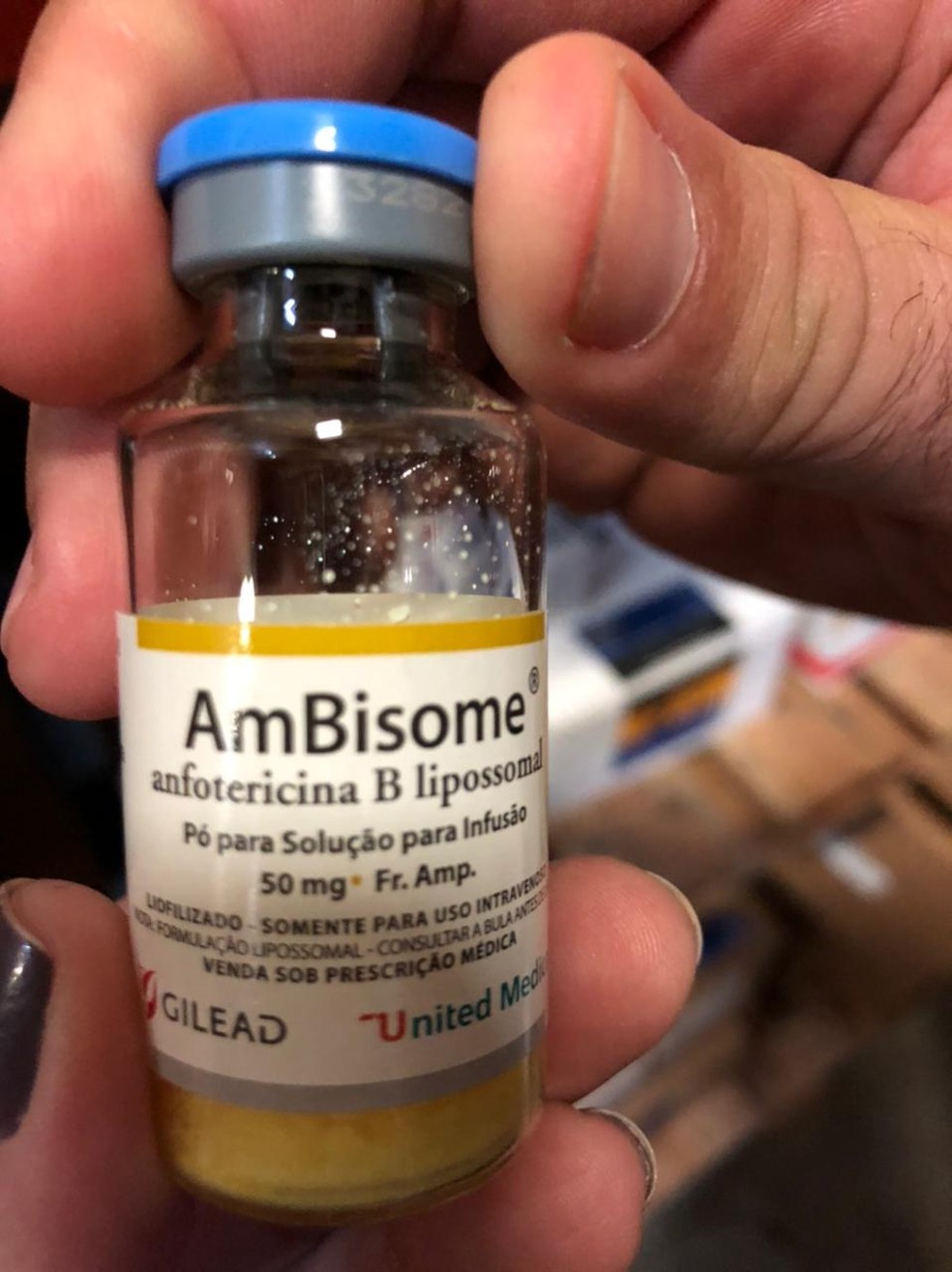 Rem�dios estariam vencidos � Foto: Reprodu��o