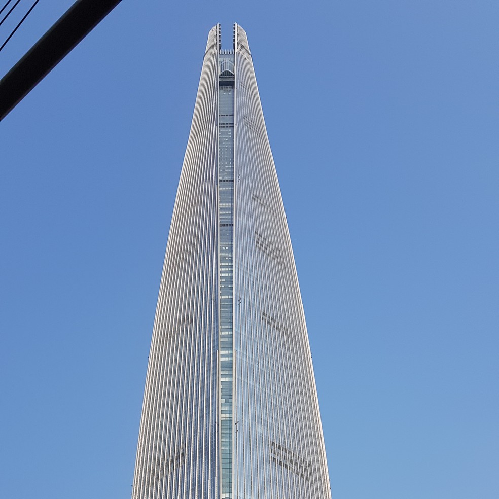 Lotte World Tower, em Seul (Coreia do Sul) — Foto: Ox1997cow/Creative Commons 4.0