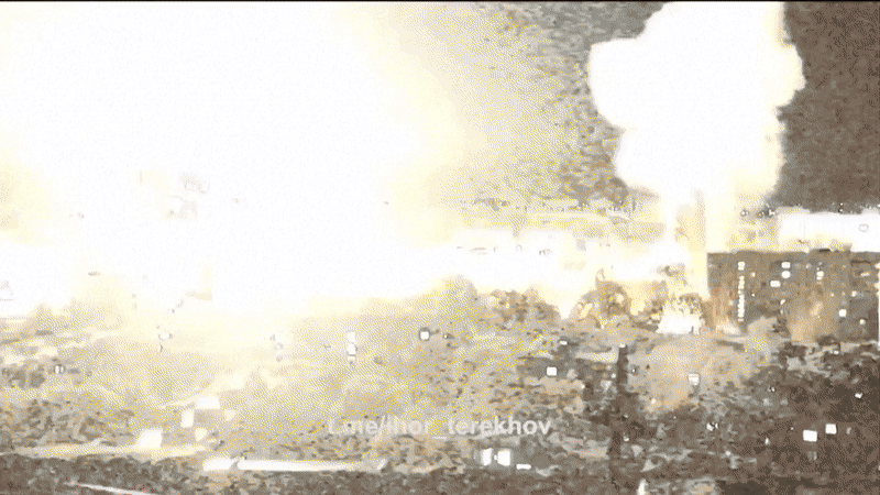 VÍDEO: Ataque russo de drones causa explosões com 'bolas de fogo' e clarões na Ucrânia