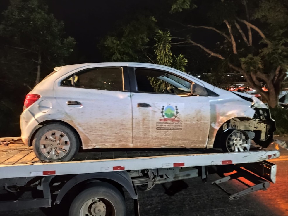 Motorista da Prefeitura de Divino de São Lourenço, no Espírito Santo, é preso por dirigir bêbado e provocar acidente — Foto: Reprodução
