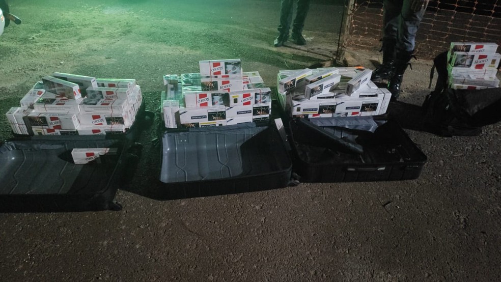Mulher foi presa na SP-270, Presidente Venceslau (SP) — Foto: Polícia Rodoviária