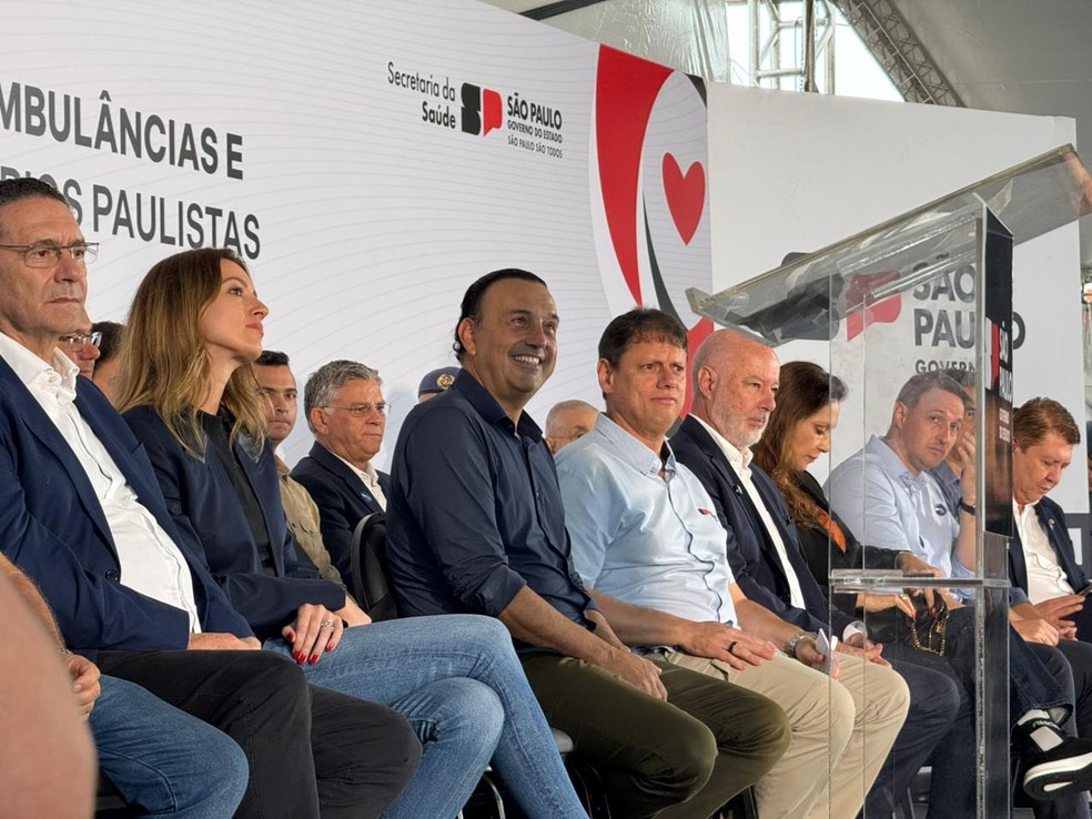 Tarcísio de Freitas participou de evento que entregou veículos de saúde para cidades do interior de SP em Itu (SP) — Foto: Letícia Paris/TV TEM