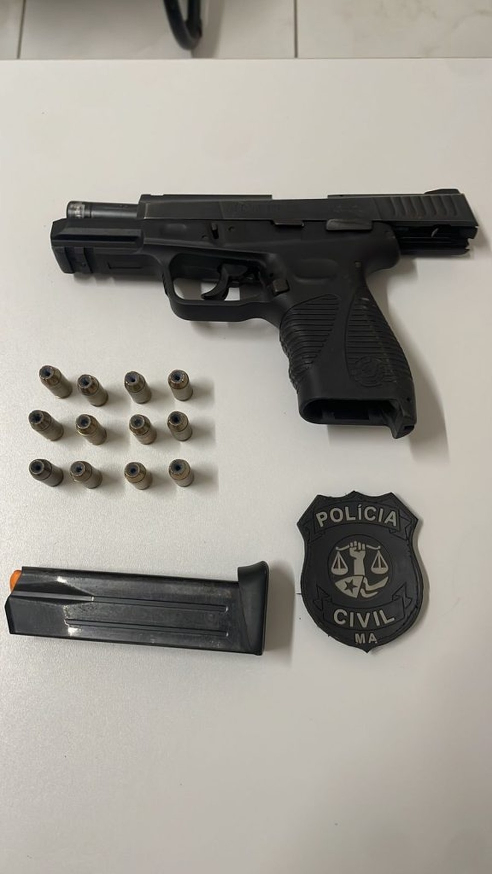 Suspeitos de matar homem a mando de facção criminosa são presos na região do Bequimão, em São Luís — Foto: Divulgação/Polícia Civil do Maranhão